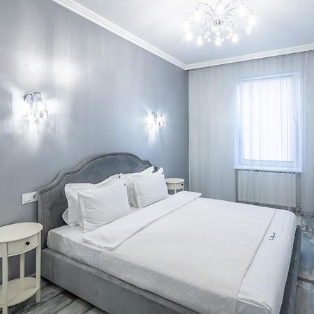 Apartmán Romari Вічева 1 Lvov Exteriér fotografie