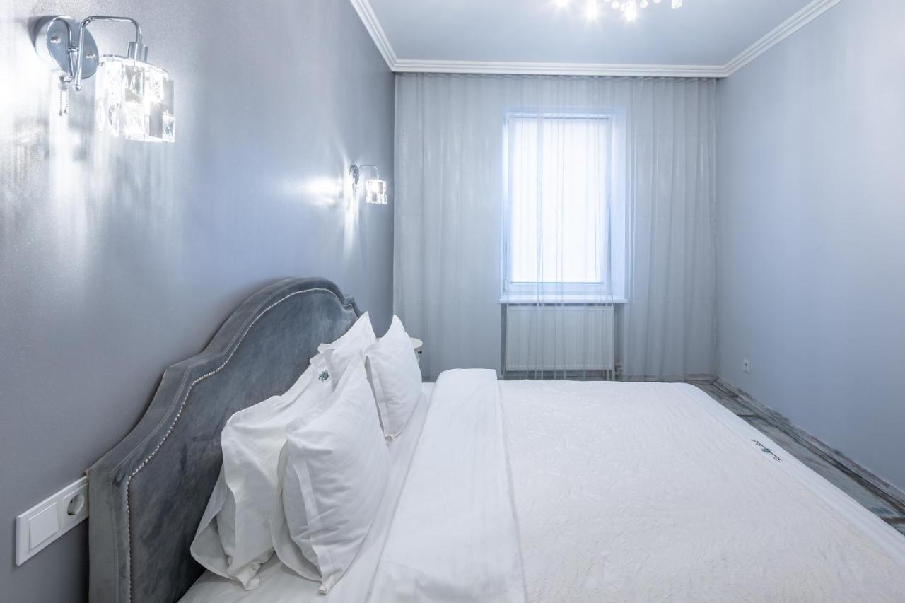 Apartmán Romari Вічева 1 Lvov Exteriér fotografie